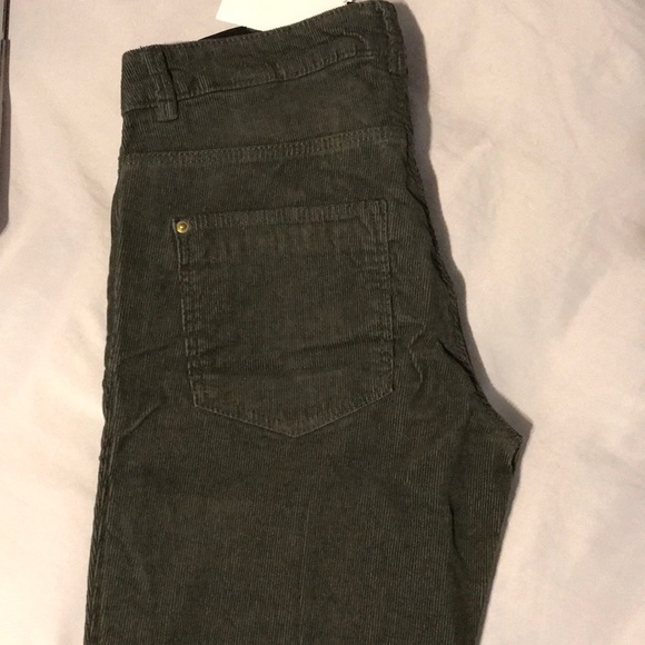 Green Courduroy pants - Picture 2 of 2